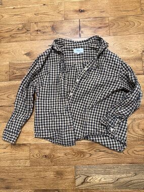 Tradlands Checkered Button-Down Shirt in Black & Tan
